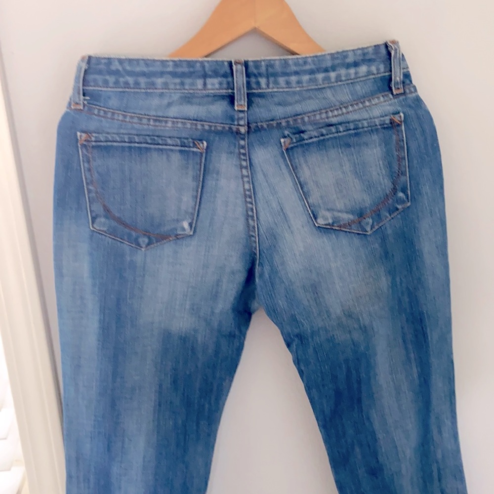 Paper denim & cloth jeans distressed bottom size 28